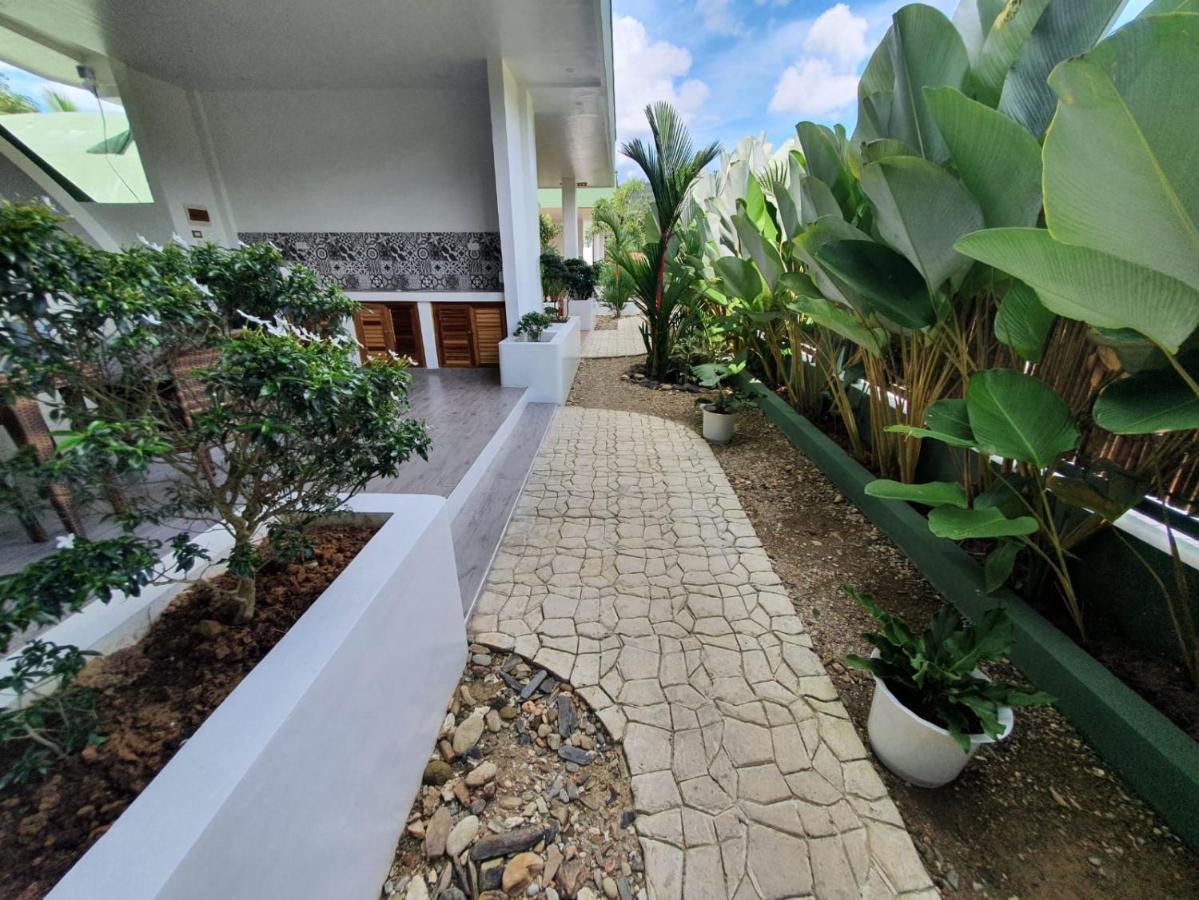 Royal Suites - Port Barton San Vicente  Eksteriør billede