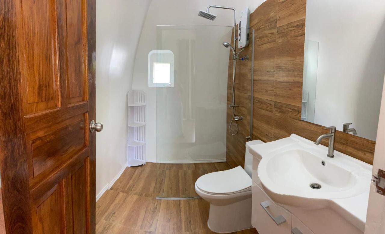 Royal Suites - Port Barton San Vicente  Eksteriør billede
