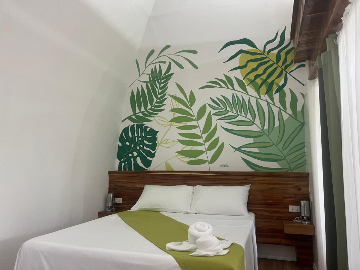 Royal Suites - Port Barton San Vicente  Eksteriør billede