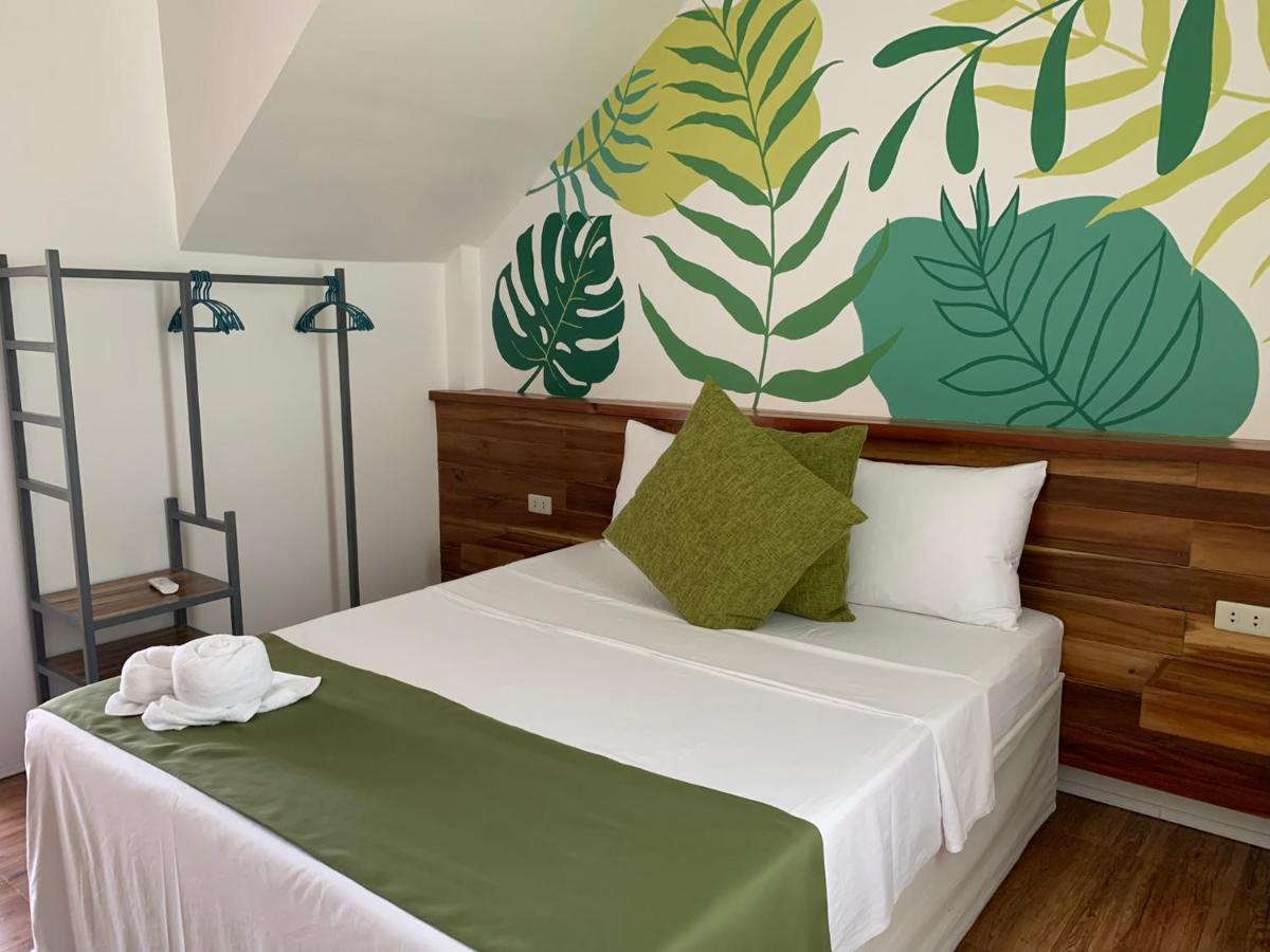 Royal Suites - Port Barton San Vicente  Eksteriør billede